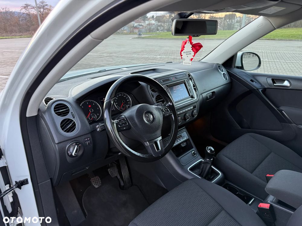 Volkswagen Tiguan 2.0 TDI DPF BlueMotion Technology Exclusive - 19