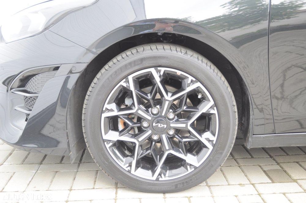 Kia Ceed 1.5 T-GDI DCT7 OPF GT Line - 13