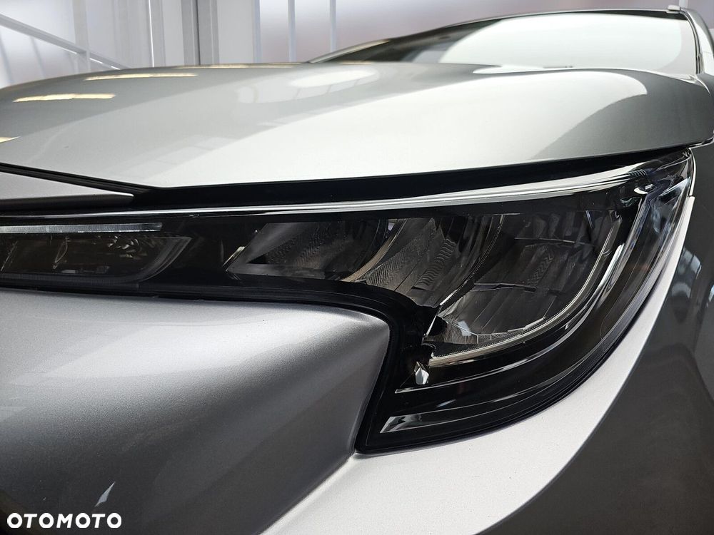 Toyota Corolla 1.8 Hybrid Comfort - 33