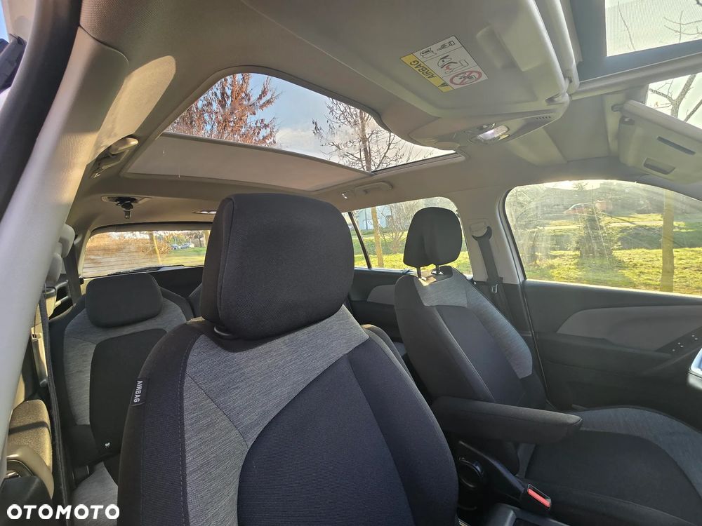 Citroën C4 Grand Picasso e-HDi 115 Intensive - 26