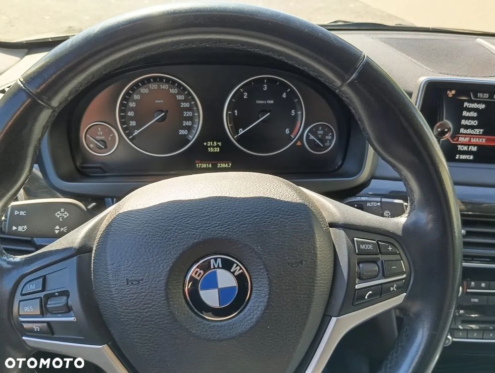 BMW X5 ver-xdrive25d - 14