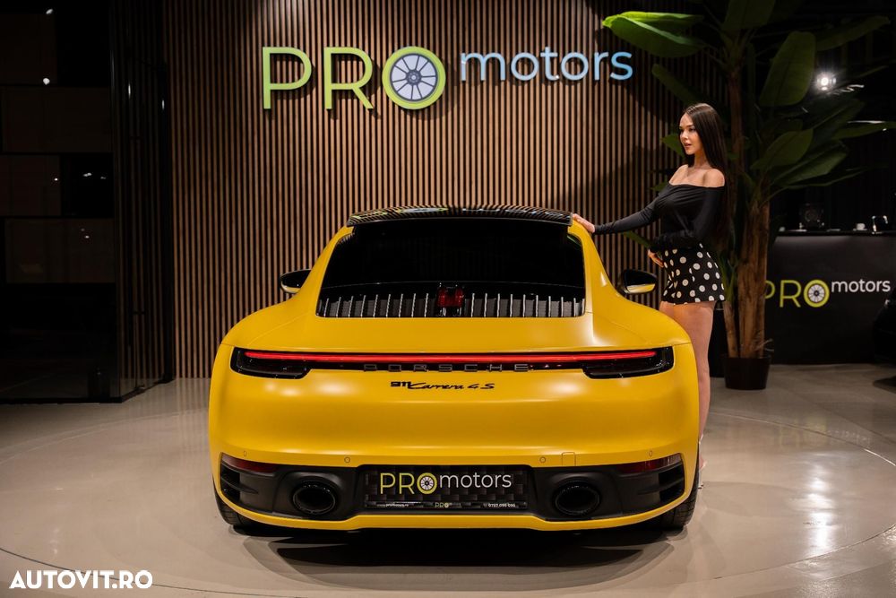 Porsche 911 4S PDK - 32