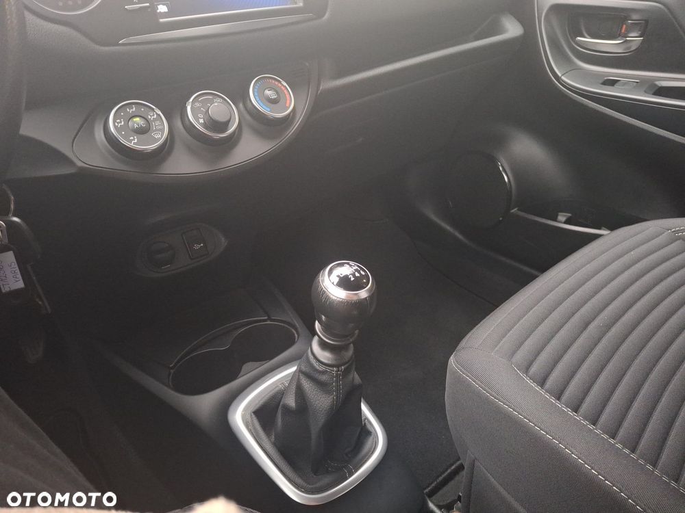 Toyota Yaris - 21