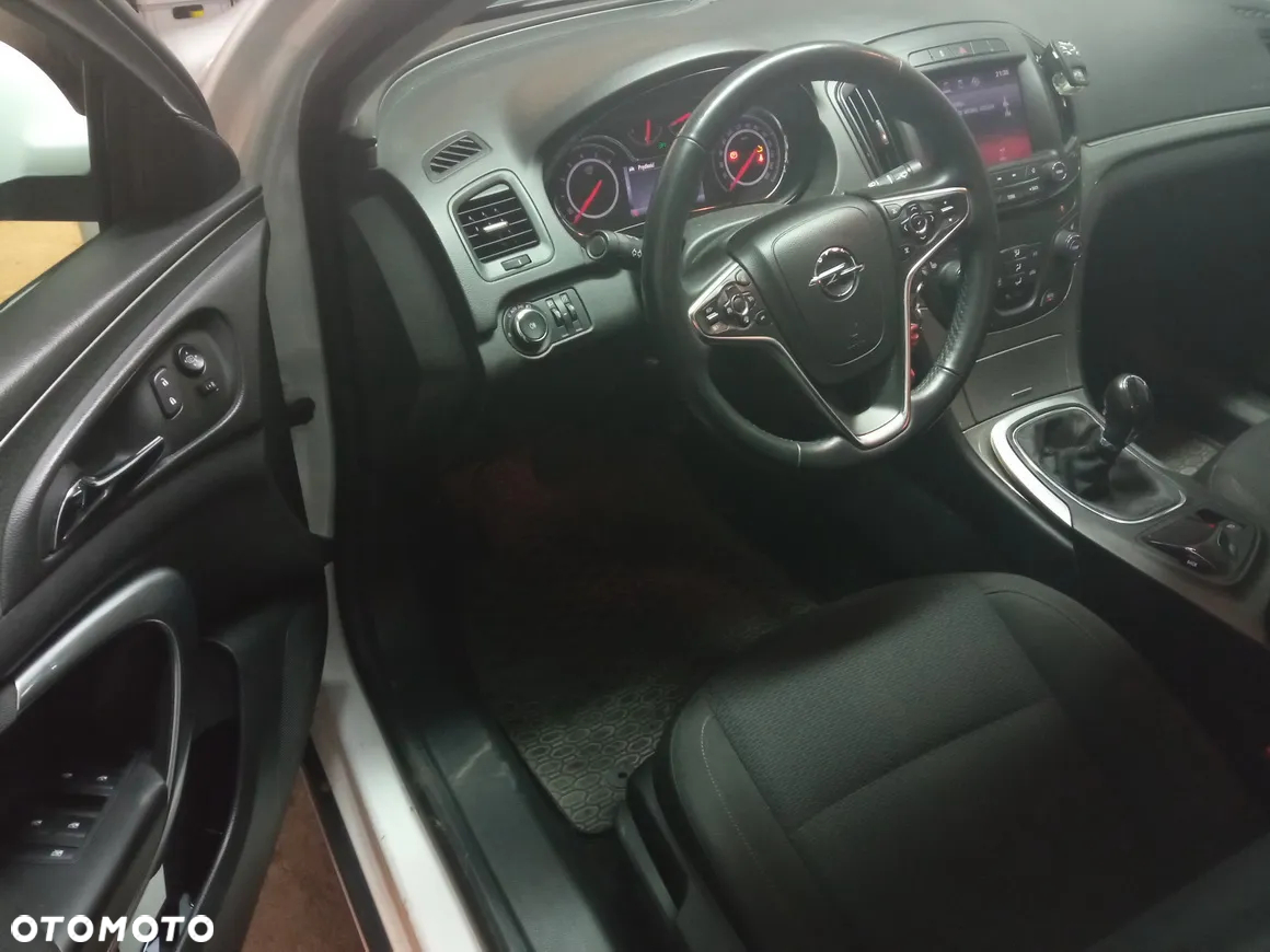 Opel Insignia 2.0 CDTI EcoFLEX S&S - 13