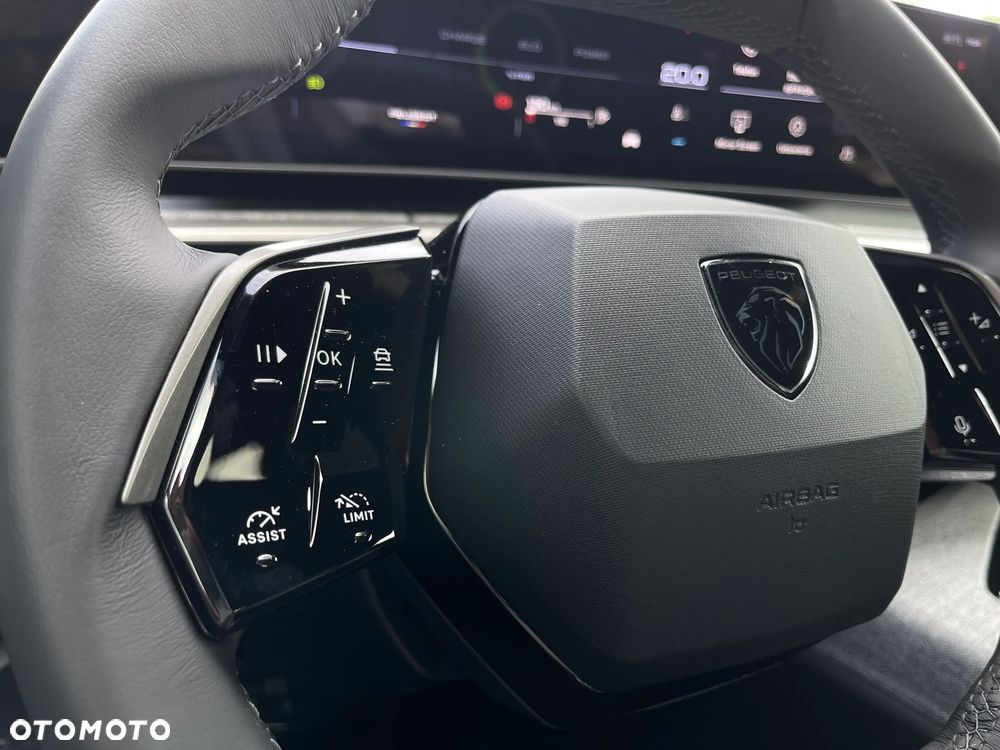 Peugeot 3008 1.2 PureTech mHEV Allure e-DCS6 - 25