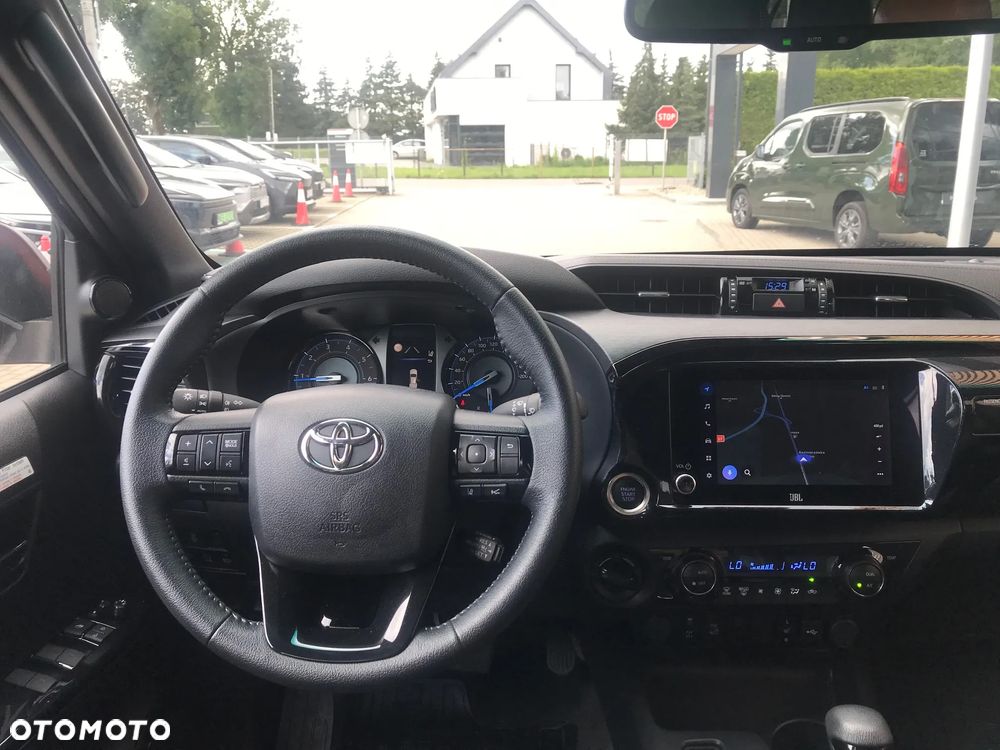 Toyota Hilux 2.8 D-4D mHEV Double Cab Invincible 4x4 - 22