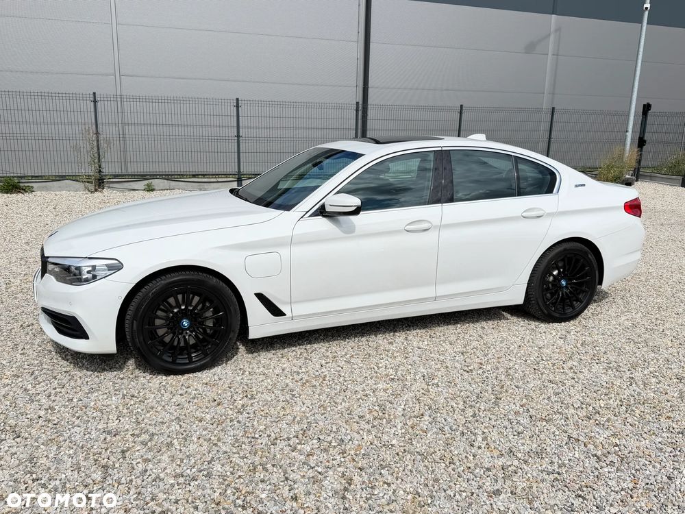 BMW Seria 5 530e iPerformance GPF Sport - 11