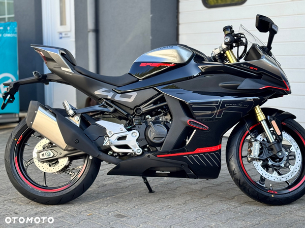 CFMoto SR