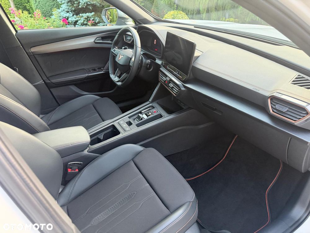 Cupra Formentor 1.4 e-Hybrid DSG Priority - 14