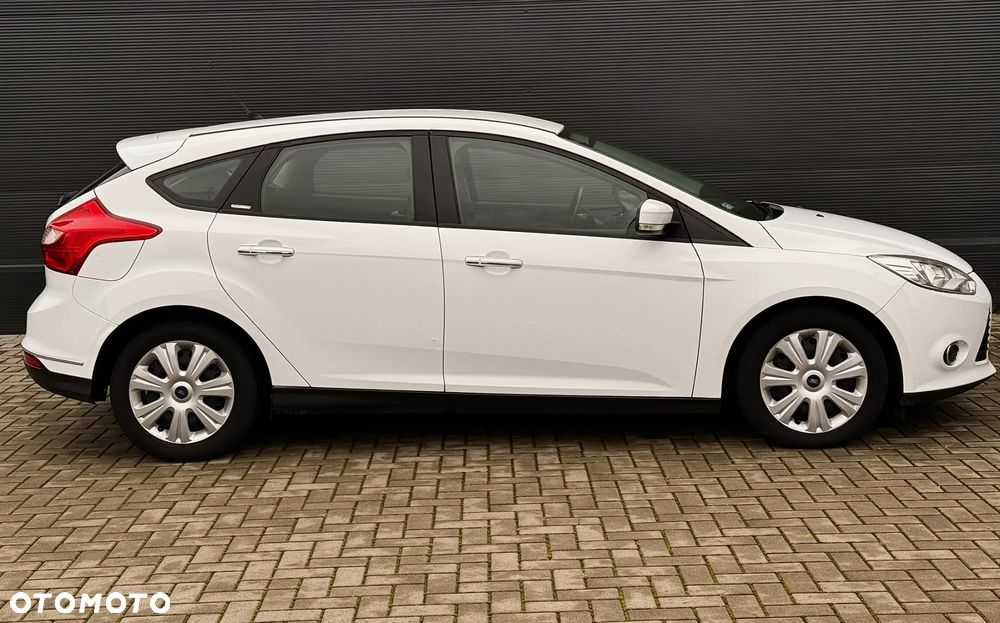 Ford Focus 1.6 TDCi Ambiente Start - 4