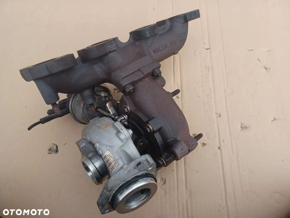 TURBOSPRĘŻARKA A4 B8 2.0 TDI 03L145702D - 3
