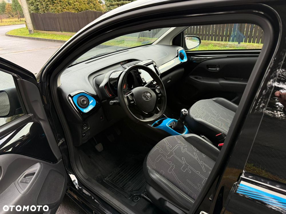 Toyota Aygo 1.0 VVT-i Black Edition - 10