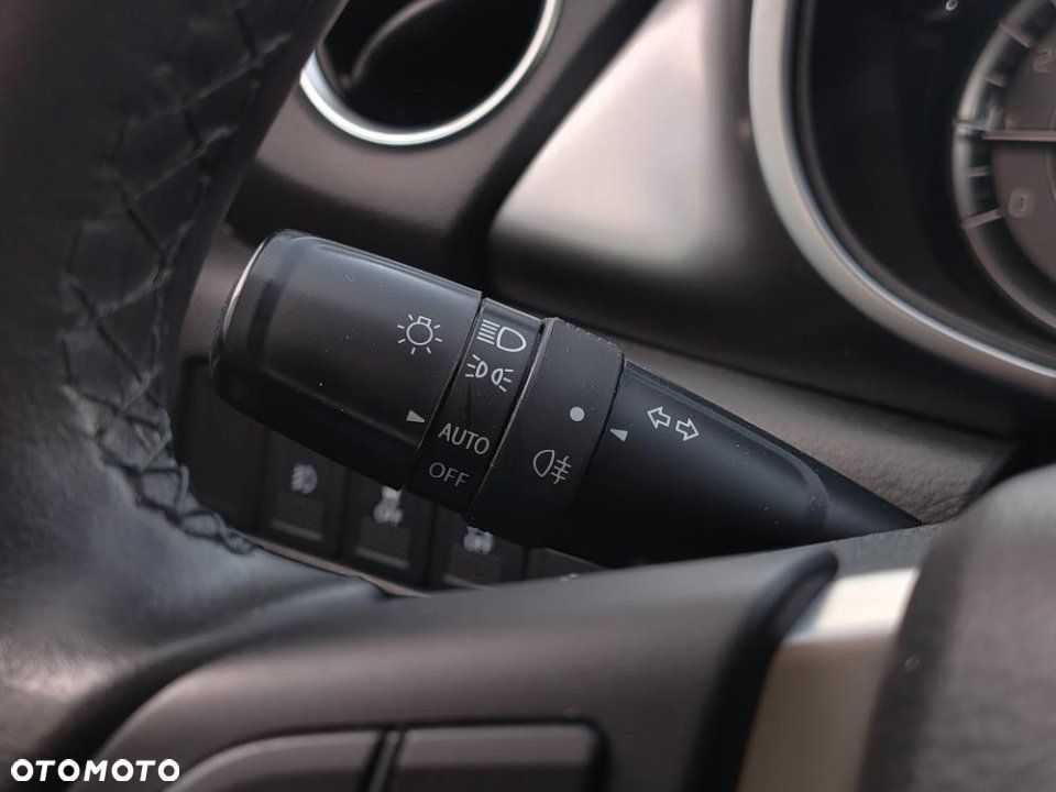 Suzuki Vitara - 25