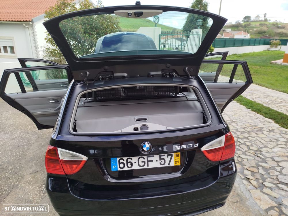 BMW 320 d - 8