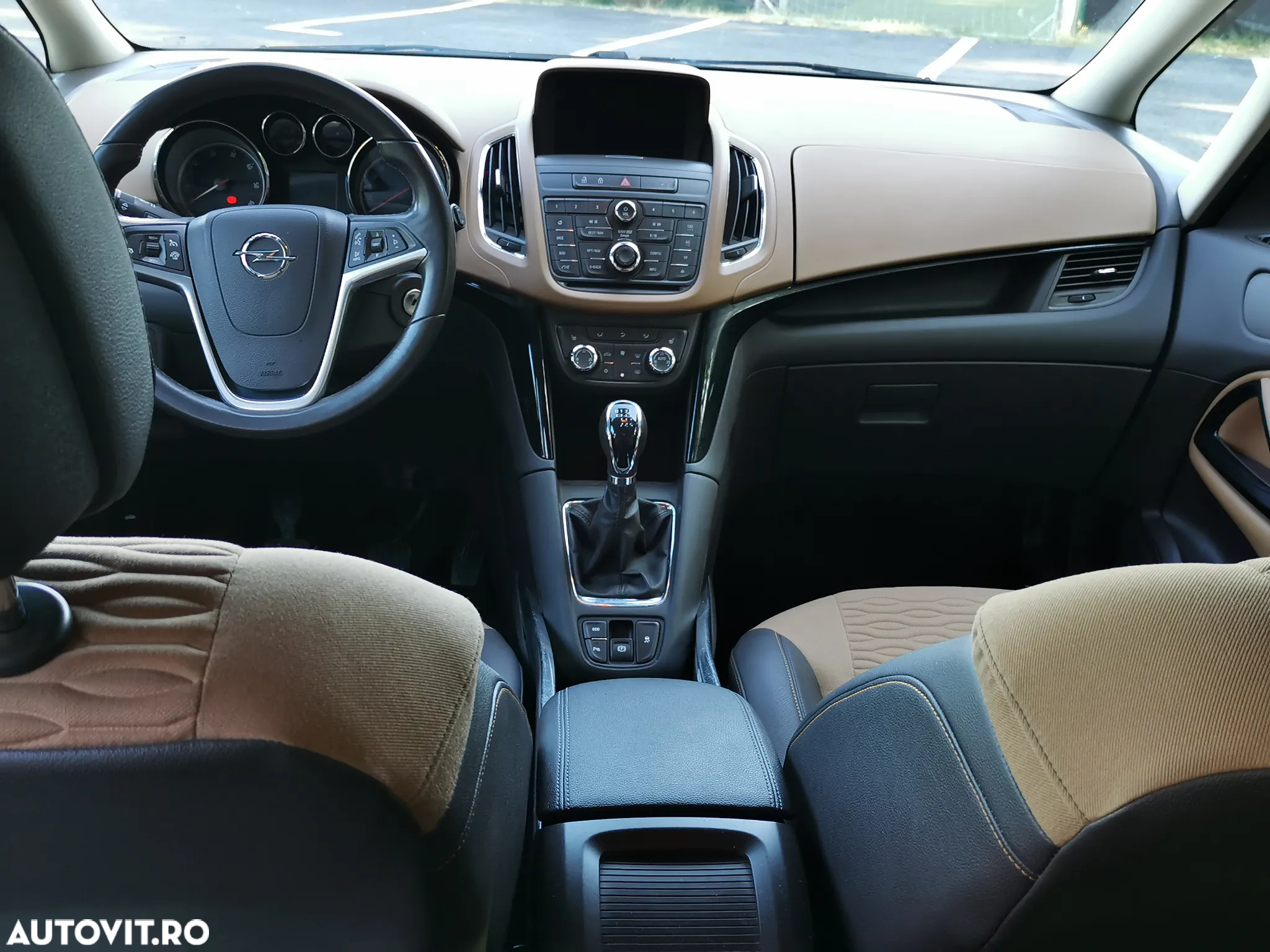 Opel Zafira Tourer 2.0 CDTI ECOTEC Start/Stop Edition - 6