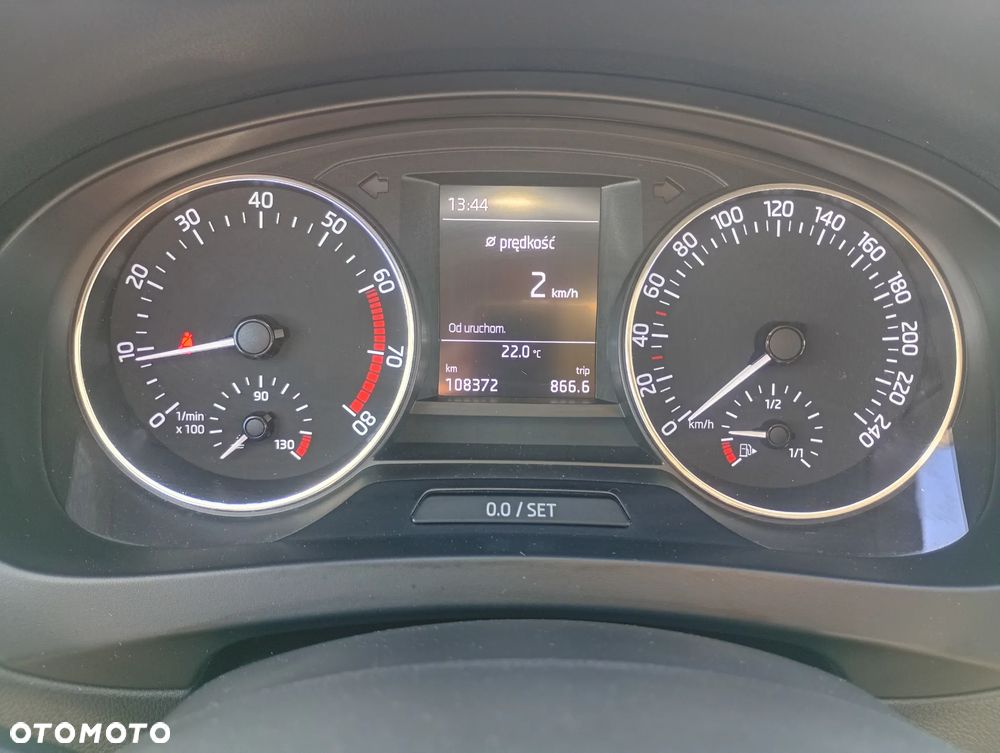 Skoda RAPID 1.2 TSI Ambition - 25