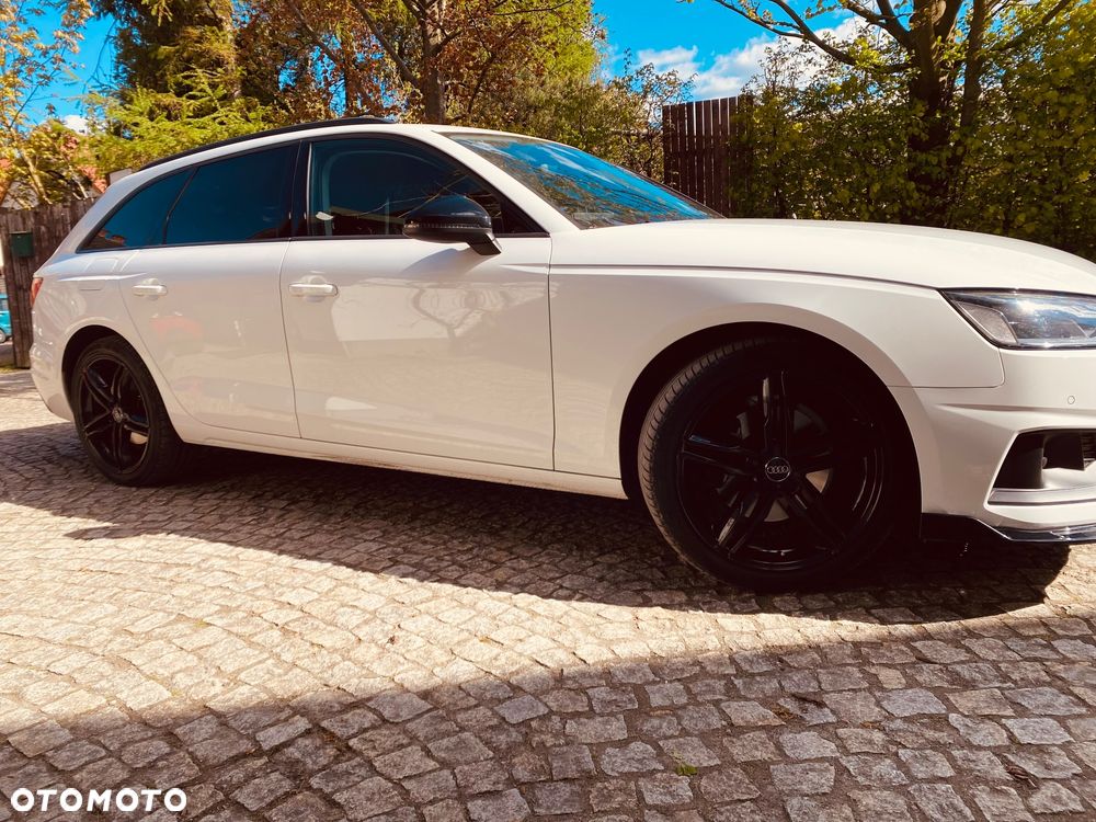 Audi A4 Avant 40 TFSI S tronic - 4