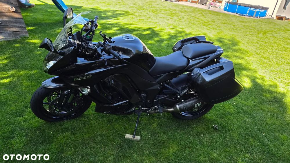 Kawasaki Ninja 1000 SX - 4