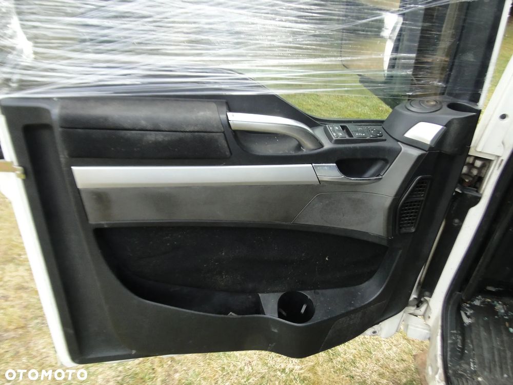 MAN TGX I XXL 18.480 KABINA SPOILERY KOMPLETNA 07-12r EUROPA - 23