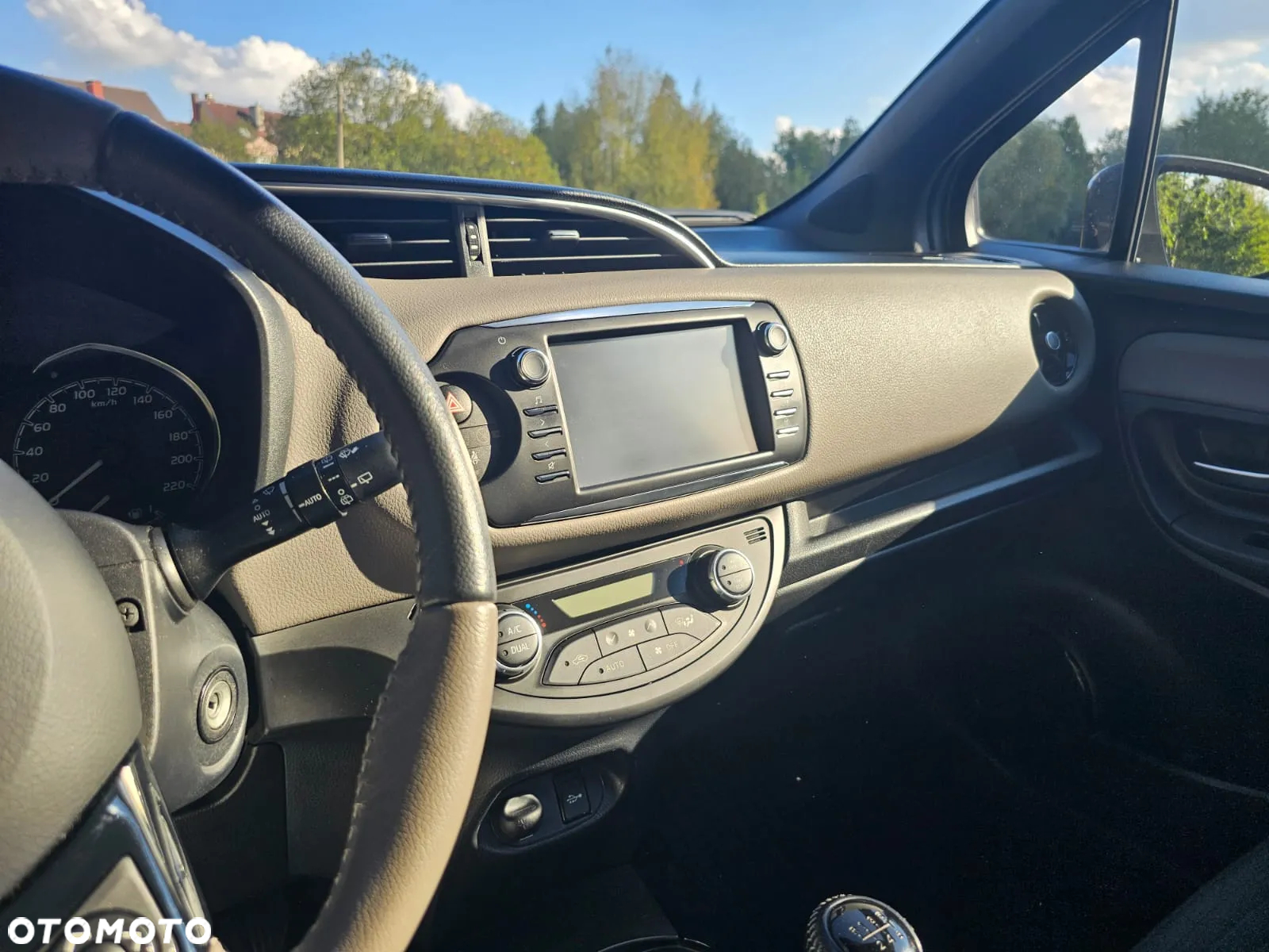 Toyota Yaris 1.5 Selection - 14