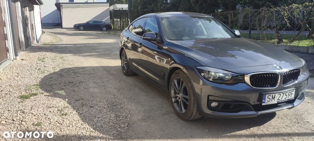 BMW Seria 3 320d xDrive - 10