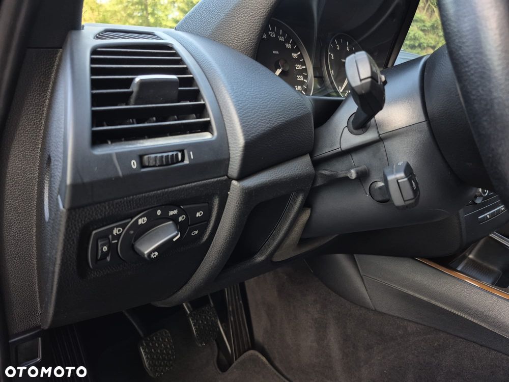BMW Seria 1 116i Edition Sport - 17