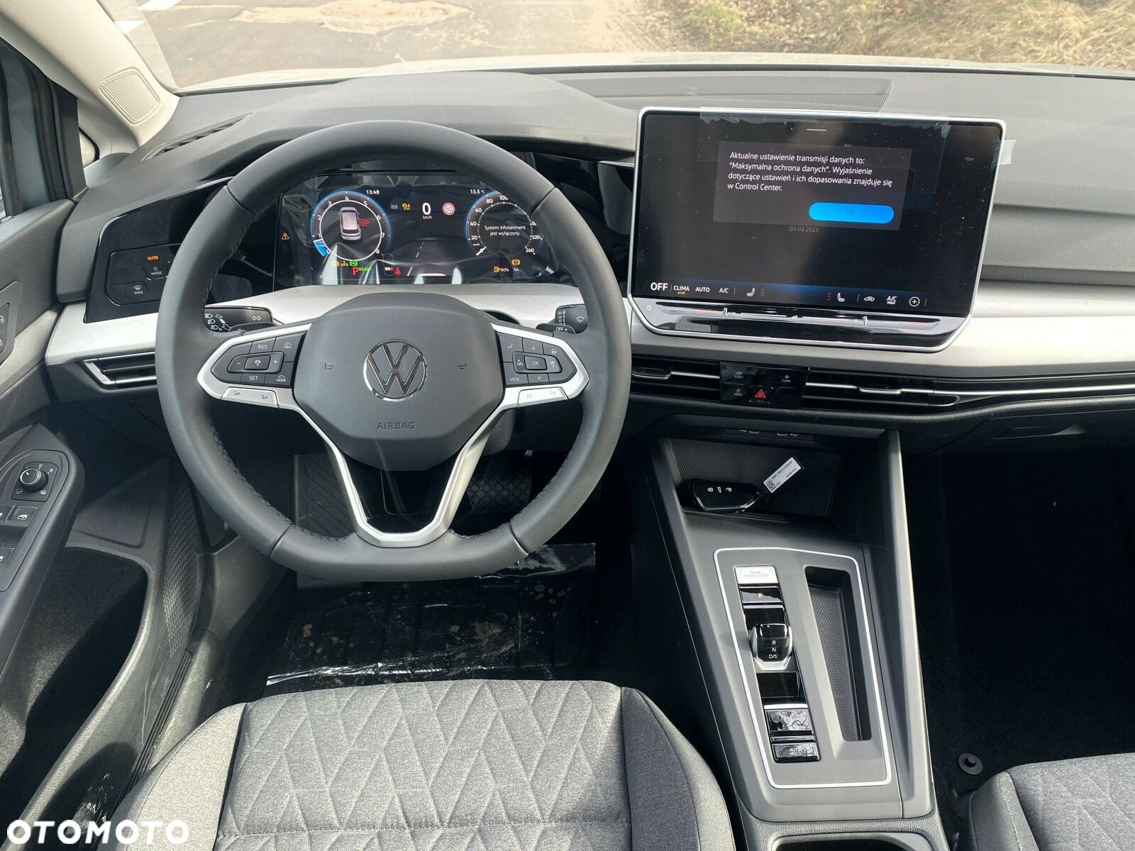 Volkswagen Golf - 11