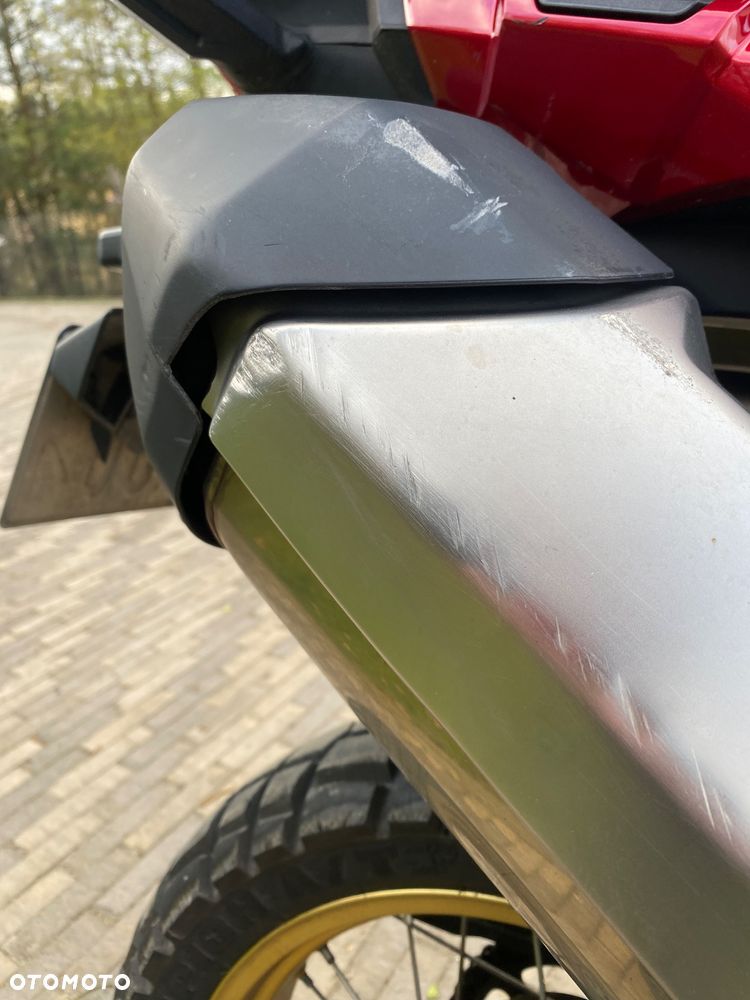 Honda CRF - 9