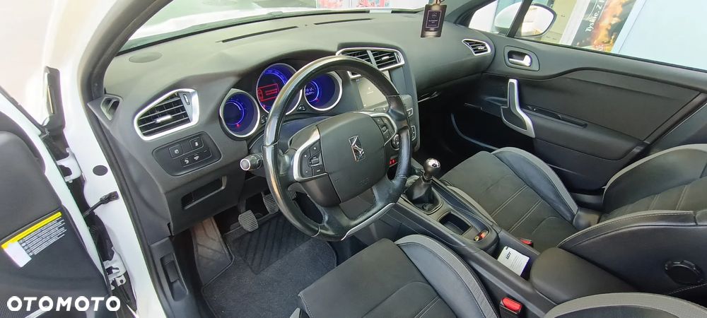 Citroën DS4 BlueHDi 120 S&S Business Class - 24