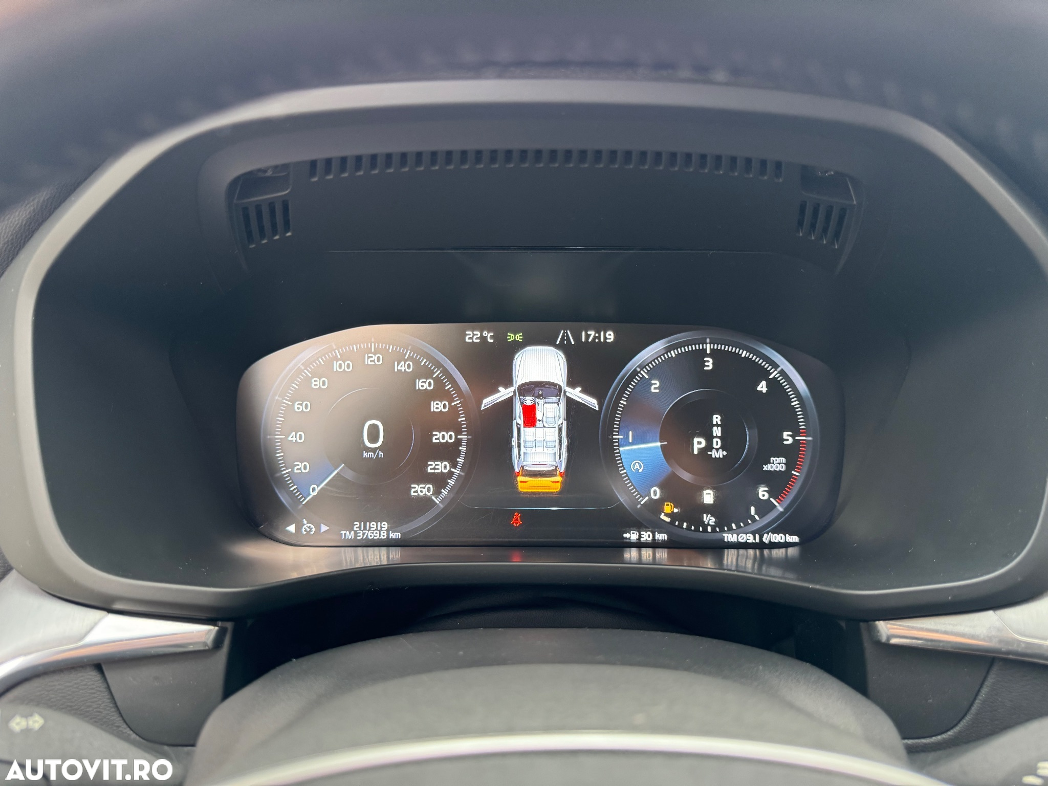 Volvo XC 60 B4 D AWD Geartronic Momentum - 30