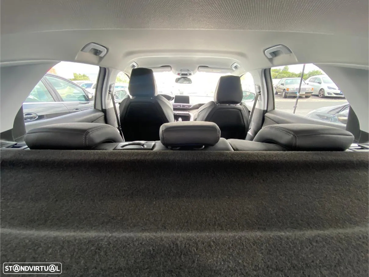 Peugeot 3008 BlueHDi 130 Stop & Start EAT8 Allure - 24