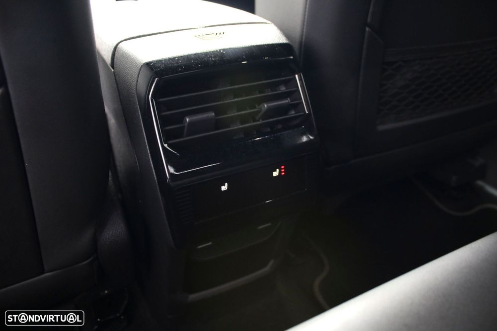 Peugeot 3008 1.2 Hybrid GT e-DCS6 - 23