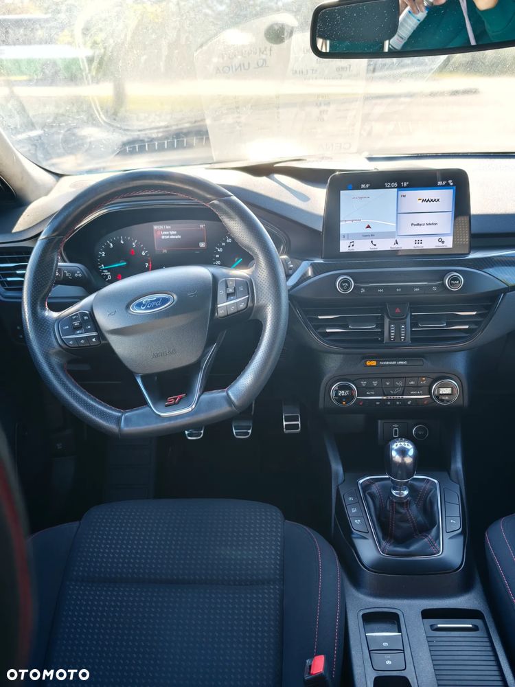Ford Focus 1.0 EcoBoost Start-Stopp-System ST-LINE STYLE - 21