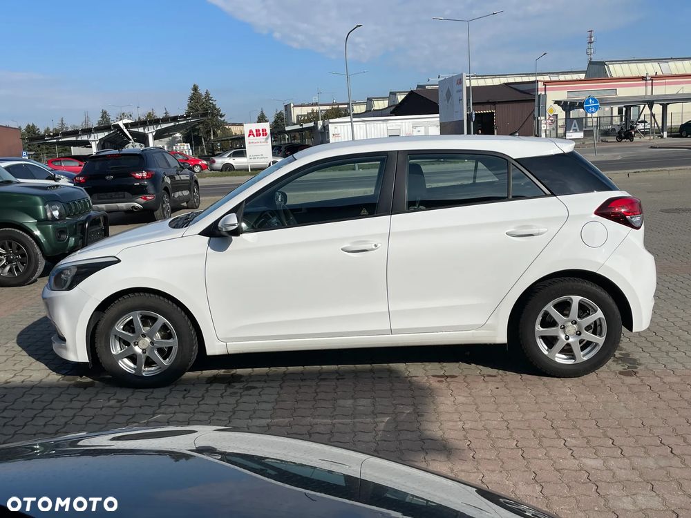 Hyundai i20 1.1 CRDi Passion - 19