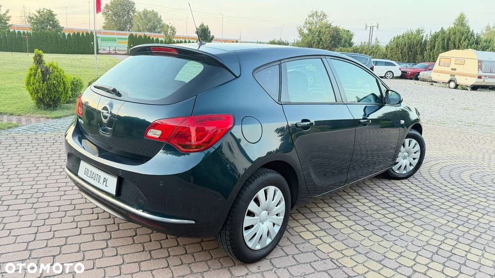 Opel Astra - 3