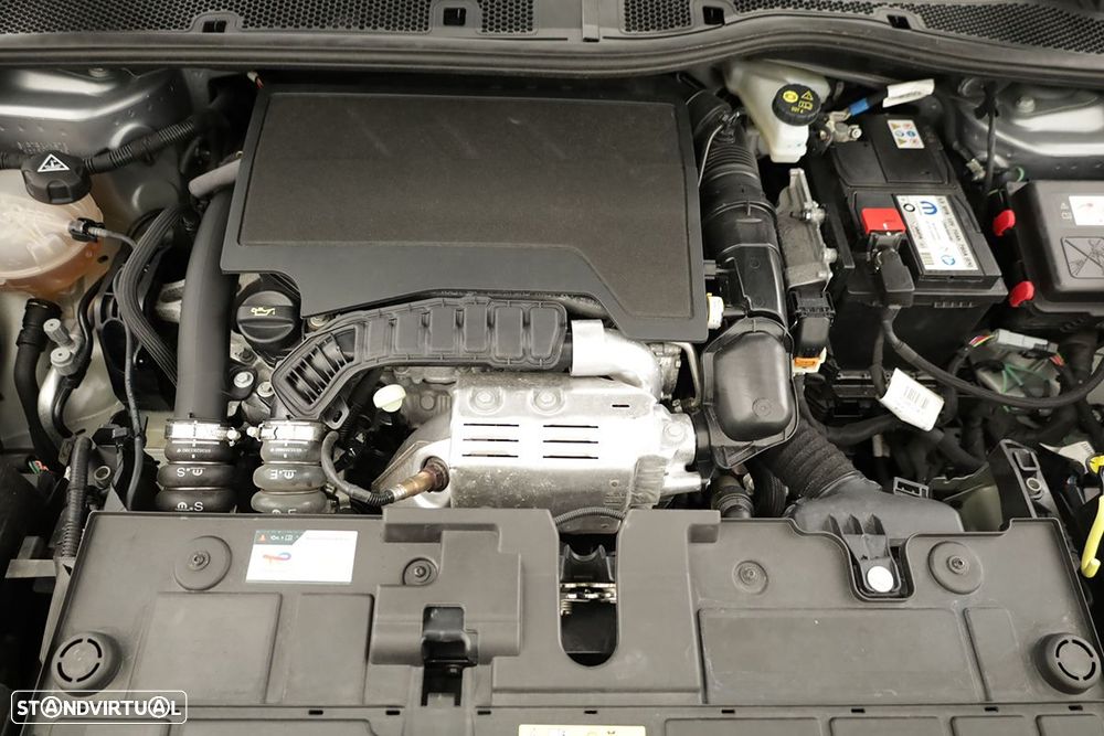 Citroën C4 1.2 PureTech Plus EAT8 - 24