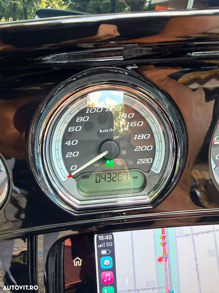 Harley-Davidson Electra Glide Ultra Limited - 11