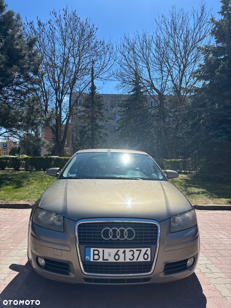 Audi A3 Sportback 1.6 Ambiente - 2