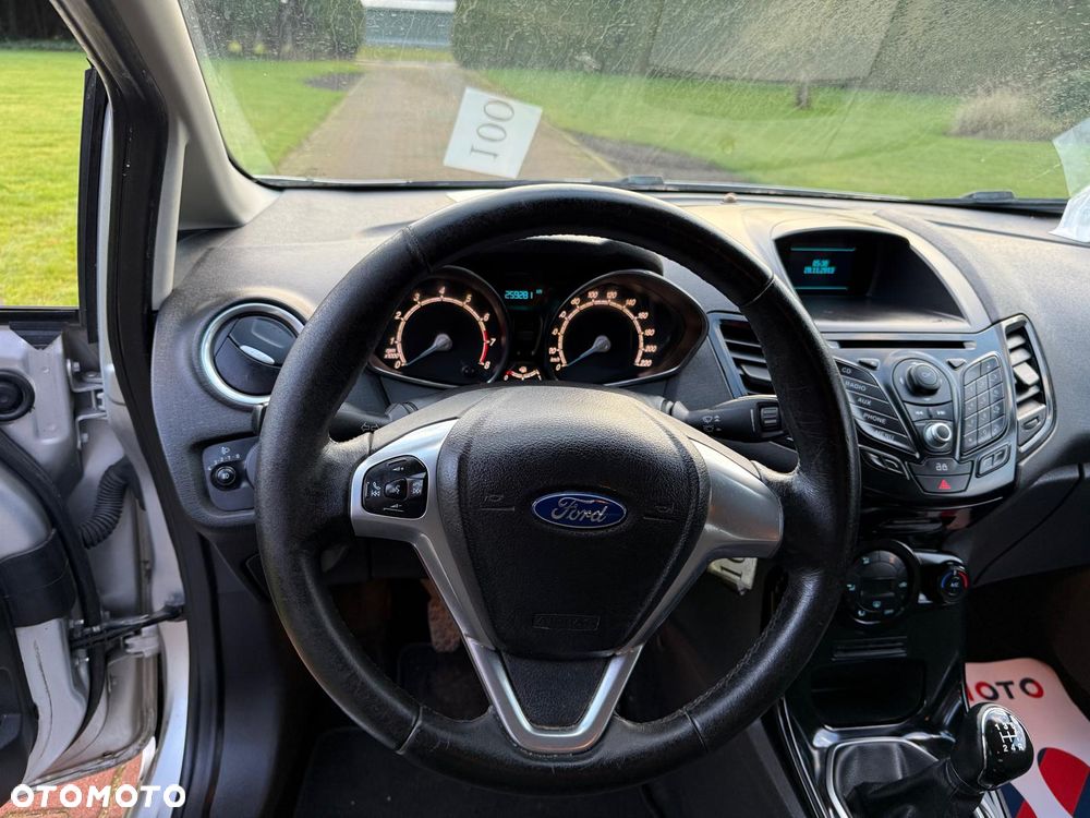 Ford Fiesta 1.4 Titanium X - 10