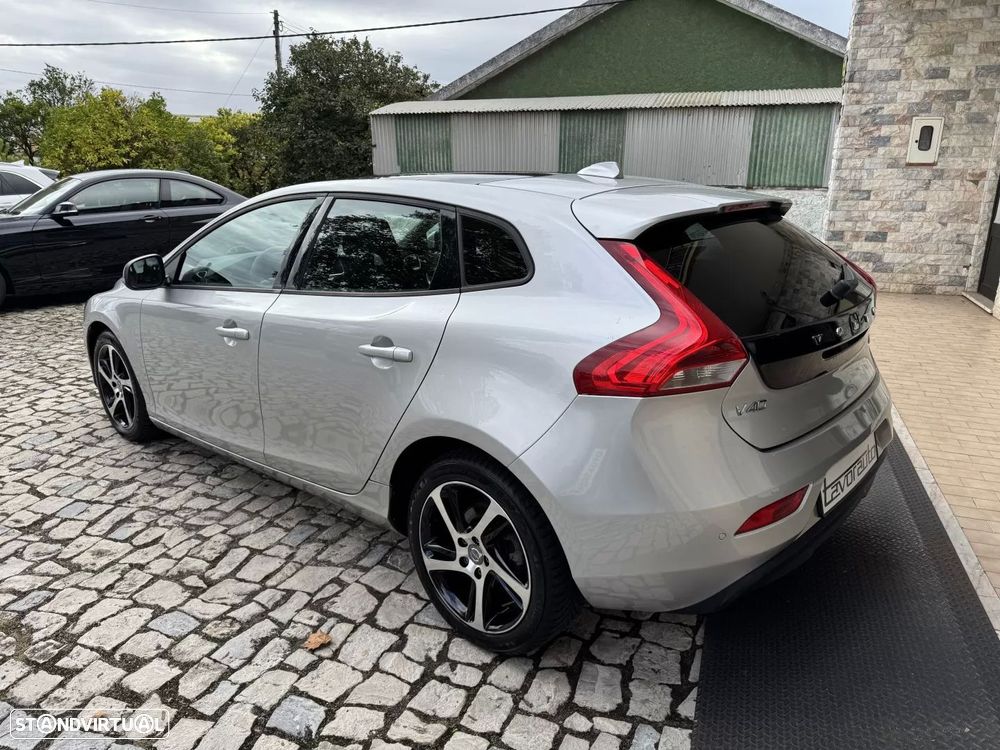 Volvo V40 - 6