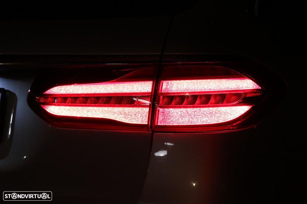 Mercedes-Benz E 220 CDI 7G-TRONIC Avantgarde - 11