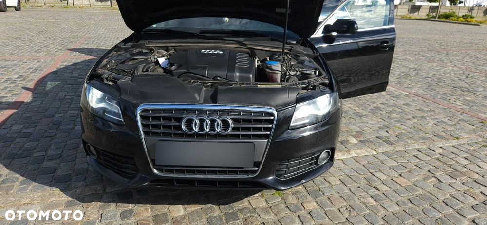 Audi A4 2.0 TDI Multitronic - 29