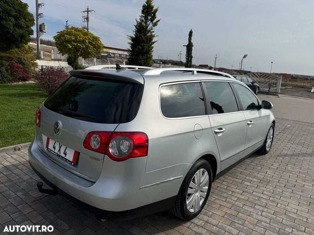 Volkswagen Passat Variant 2.0 TDI 4Motion BlueMotion Technology Highline DSG - 9