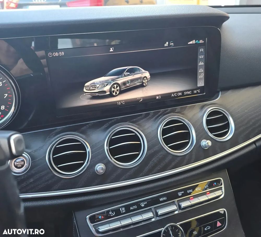 Mercedes-Benz E 200 4MATIC Aut. - 11