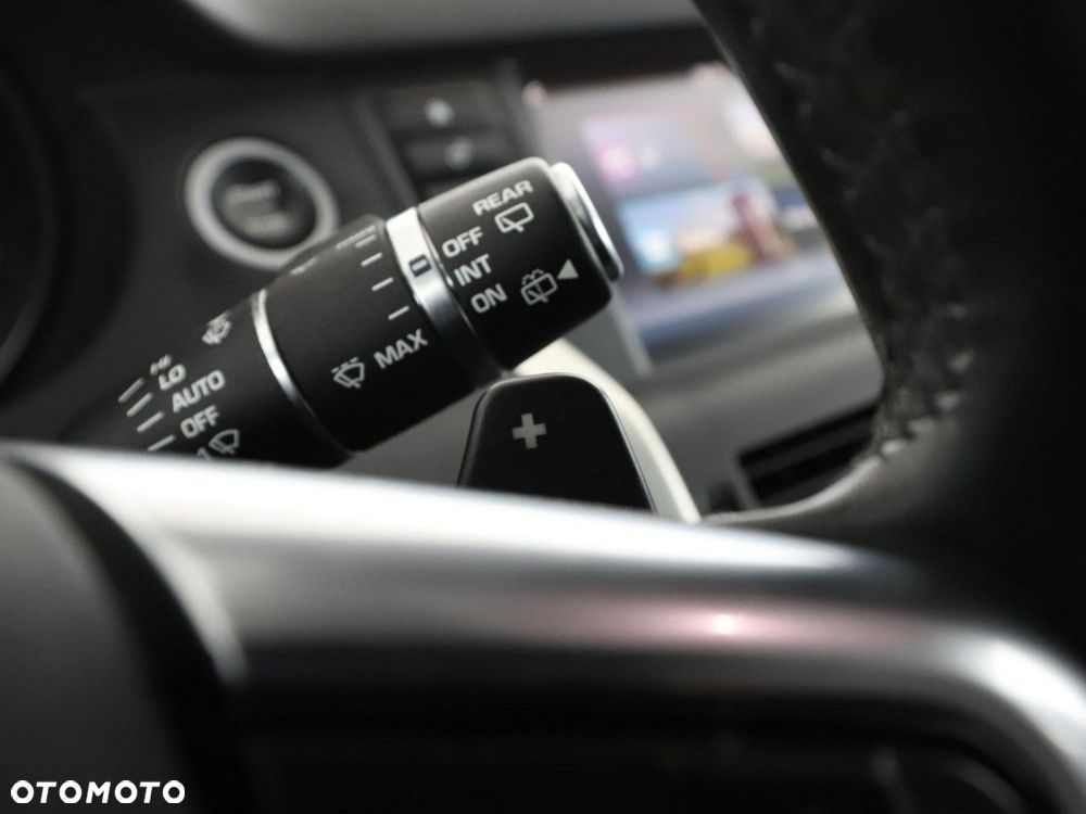 Land Rover Discovery Sport 2.0 TD4 SE - 33