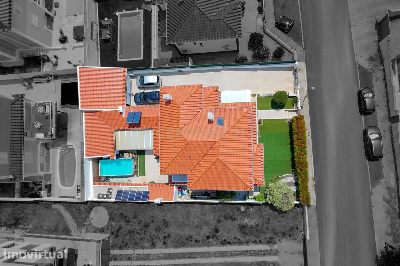 Moradia T4 com Anexo T1 Independente | Entre Mafra e a Ericeira - Grande imagem: 4/60