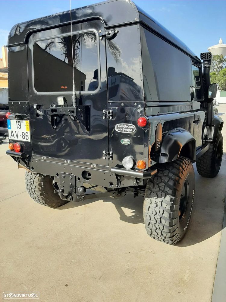 Land Rover Defender 90 2.5 Td5 E - 6