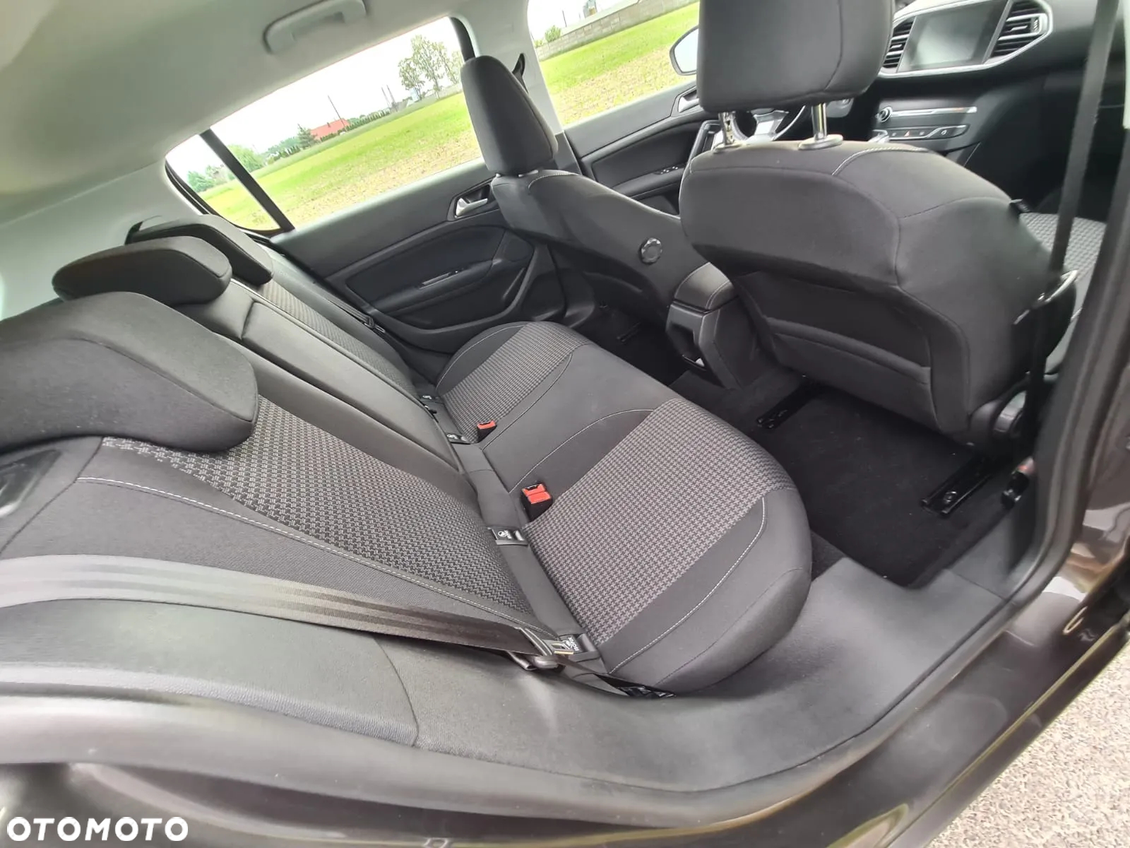 Peugeot 308 1.6 BlueHDi Business Line S&S - 6