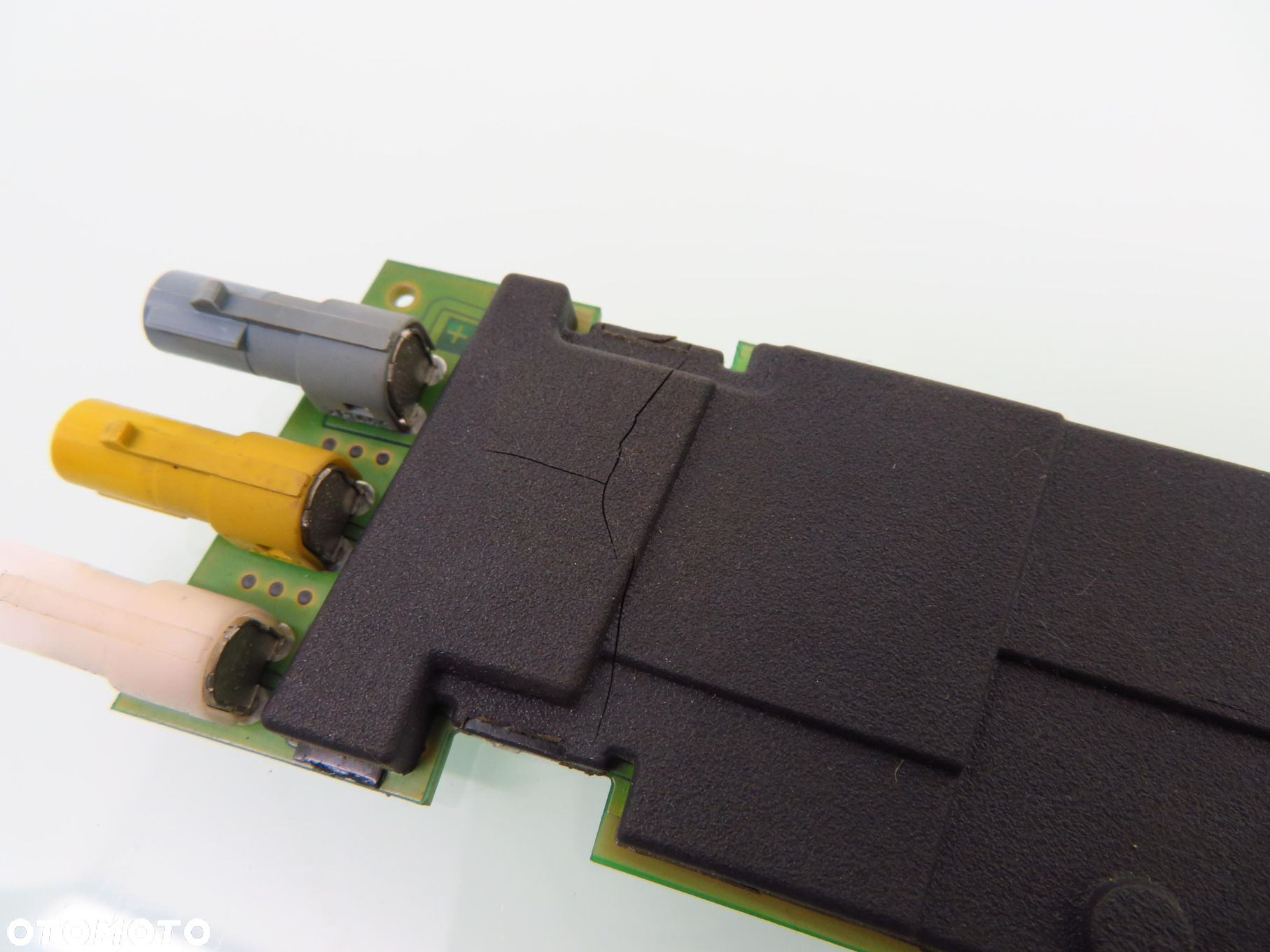 WZMACIACZ ANTENOWY AUDI A8 D3 4E0035225D - 5
