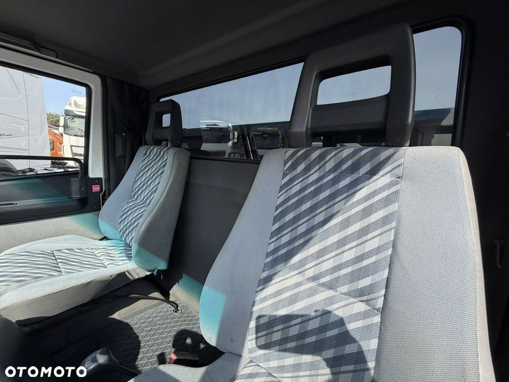 Mercedes-Benz MB 100 - 28